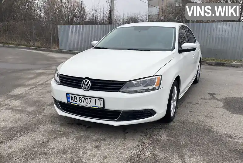 Седан Volkswagen Jetta 2012 2.48 л. Автомат обл. Вінницька, Вінниця - Фото 1/14