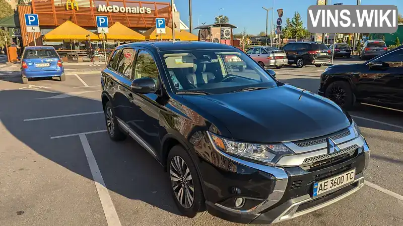 Позашляховик / Кросовер Mitsubishi Outlander 2019 2.36 л. Автомат обл. Кіровоградська, Олександрія - Фото 1/17