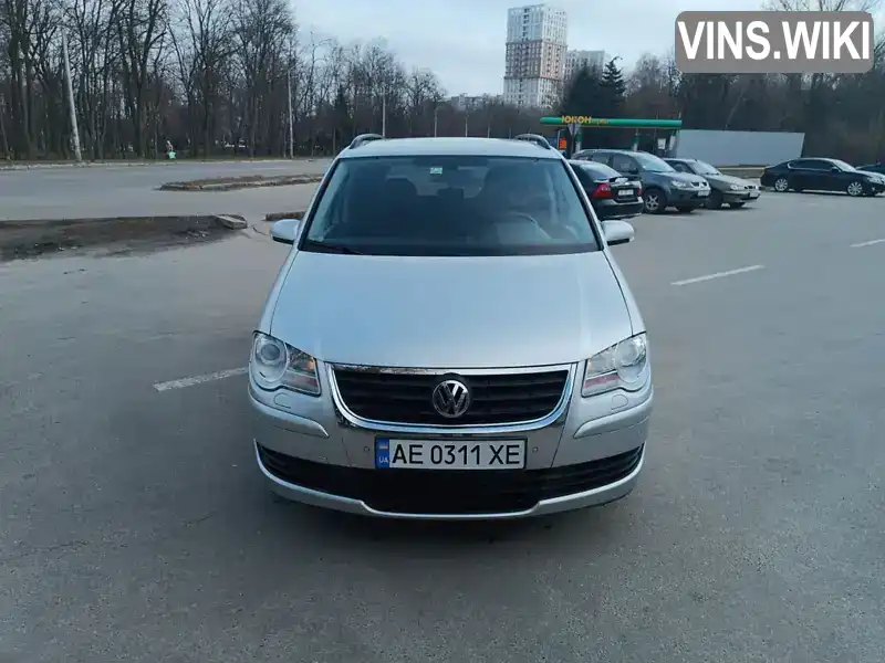 Мінівен Volkswagen Touran 2007 1.39 л. Автомат обл. Дніпропетровська, Дніпро (Дніпропетровськ) - Фото 1/16