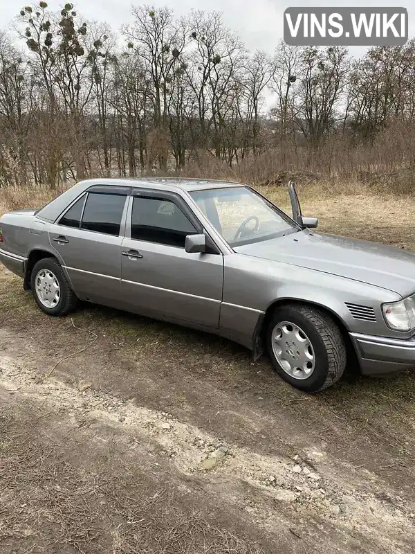 Седан Mercedes-Benz E-Class 1994 3 л. Автомат обл. Київська, Фастів - Фото 1/13