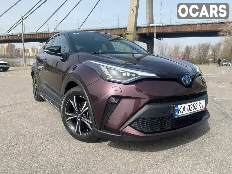 Позашляховик / Кросовер Toyota C-HR 2022 1.99 л. Автомат обл. Київська, Київ - Фото 1/21