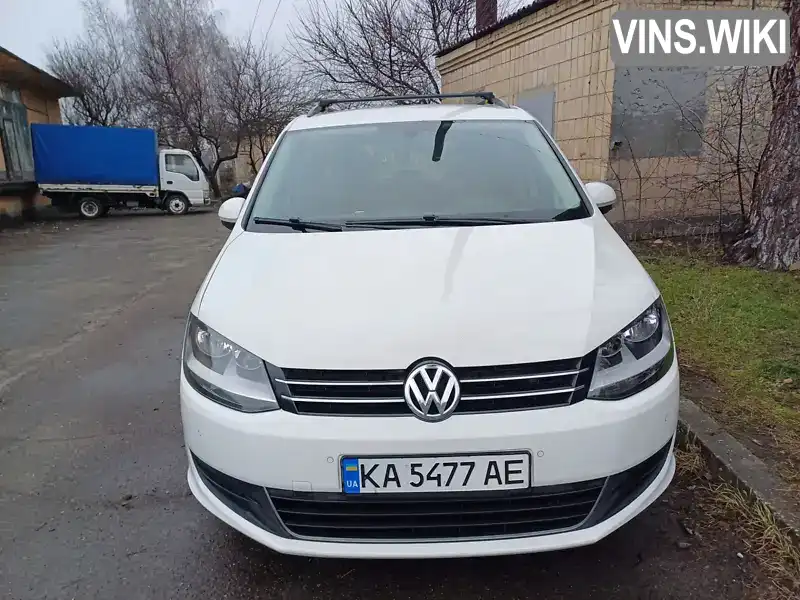 Мінівен Volkswagen Sharan 2012 2 л. Ручна / Механіка обл. Київська, Київ - Фото 1/21