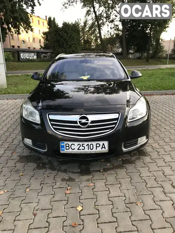 Універсал Opel Insignia 2010 2 л. Автомат обл. Львівська, Яворів - Фото 1/14