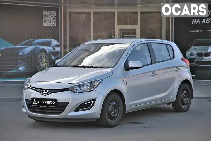 Хетчбек Hyundai i20 2013 1.2 л. Ручна / Механіка обл. Харківська, Харків - Фото 1/19