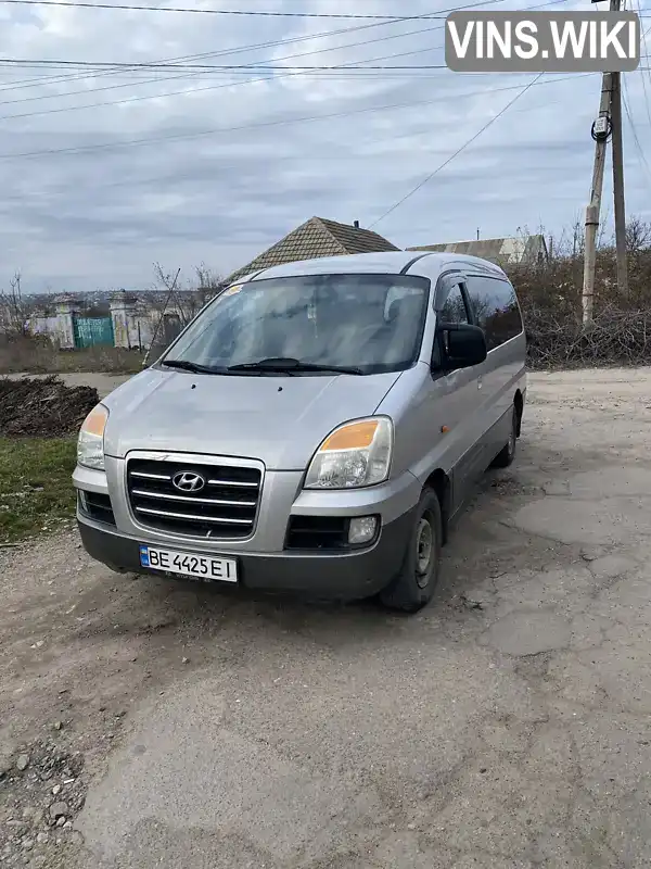 Мінівен Hyundai H-1 2007 2.35 л. Ручна / Механіка обл. Миколаївська, Миколаїв - Фото 1/18