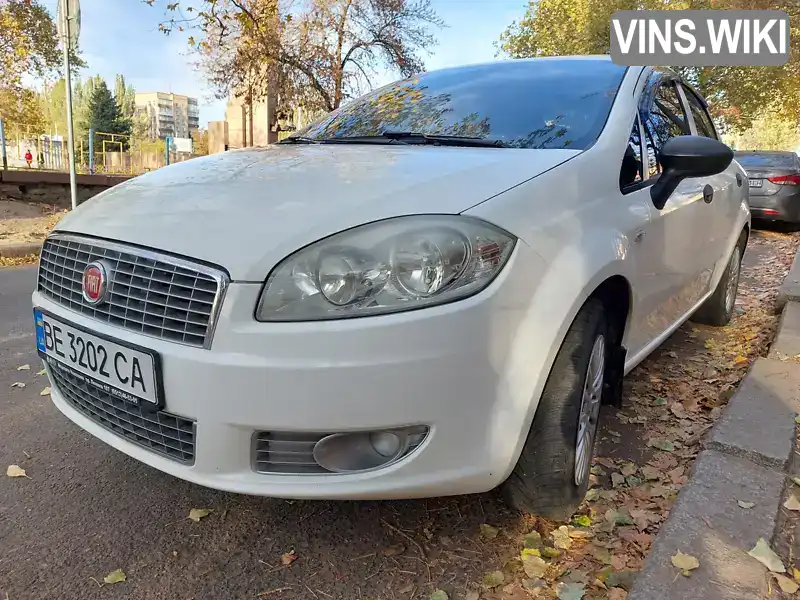 Седан Fiat Linea 2011 1.6 л. Автомат обл. Миколаївська, Миколаїв - Фото 1/10