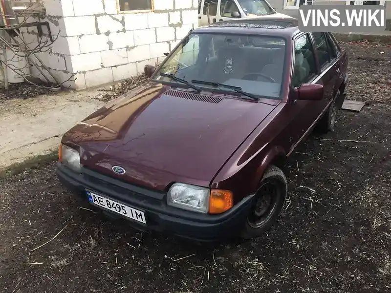 Хетчбек Ford Escort 1989 1.4 л. Ручна / Механіка обл. Дніпропетровська, Дніпро (Дніпропетровськ) - Фото 1/11