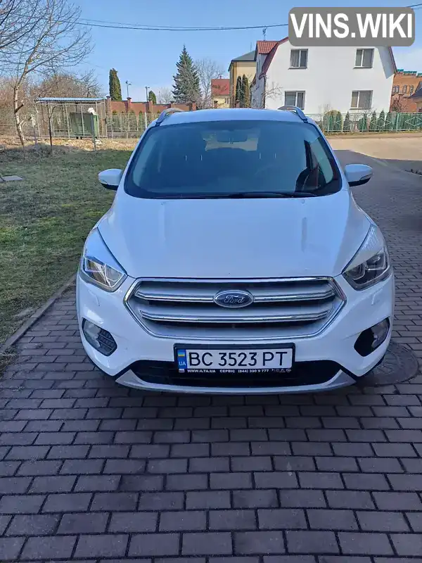 Позашляховик / Кросовер Ford Kuga 2017 2 л. Автомат обл. Львівська, Львів - Фото 1/18