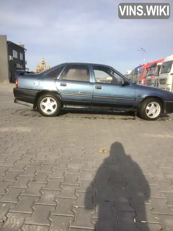 Седан Opel Vectra 1989 2 л. Ручна / Механіка обл. Чернівецька, Чернівці - Фото 1/9