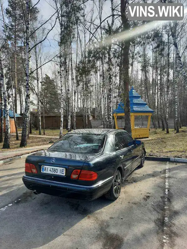 Седан Mercedes-Benz E-Class 1996 2.3 л. Автомат обл. Київська, Вишгород - Фото 1/21