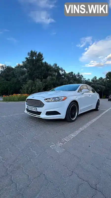 Седан Ford Fusion 2015 2.5 л. Автомат обл. Сумська, Лебедин - Фото 1/16