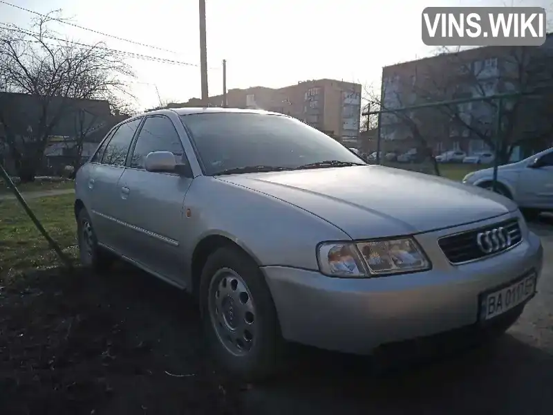 Хетчбек Audi A3 2000 1.6 л. Ручна / Механіка обл. Кіровоградська, Новомиргород - Фото 1/20