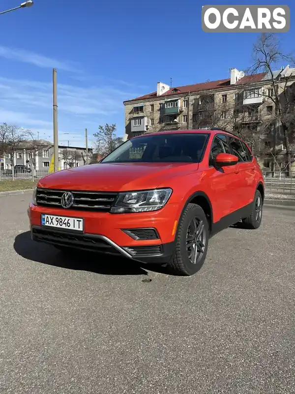 3VV0B7AX8KM074976 Volkswagen Tiguan 2019 Позашляховик / Кросовер 1.98 л. Фото 2