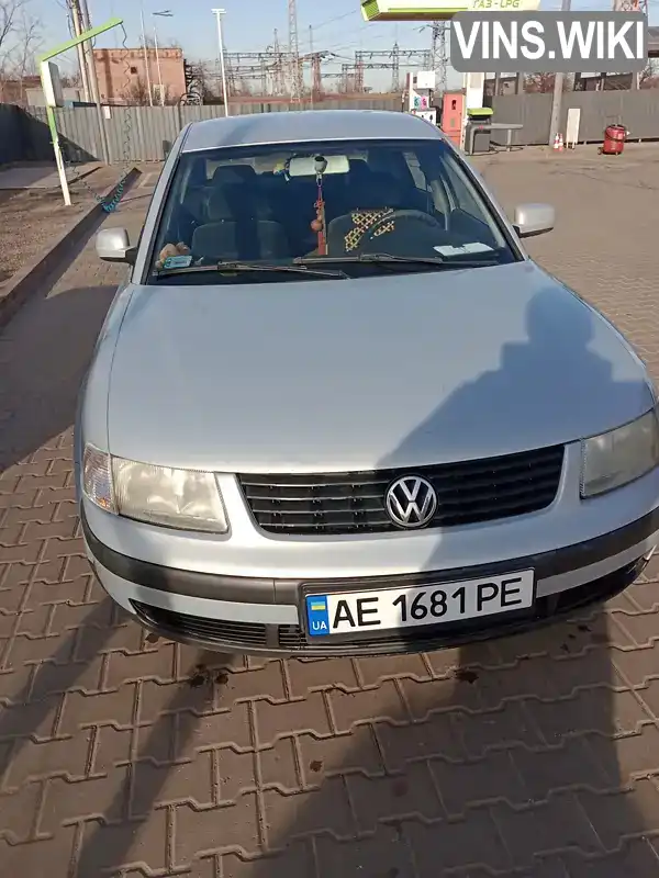 Седан Volkswagen Passat 1999 1.8 л. обл. Дніпропетровська, Кривий Ріг - Фото 1/6