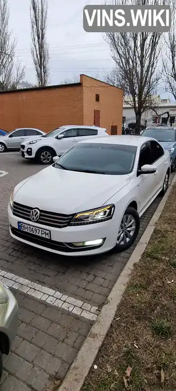 Седан Volkswagen Passat 2014 1.8 л. Автомат обл. Одеська, Одеса - Фото 1/19