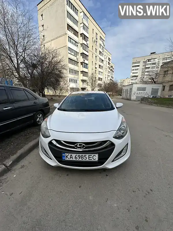 Хэтчбек Hyundai Elantra 2013 1.8 л. Автомат обл. Киевская, Киев - Фото 1/12