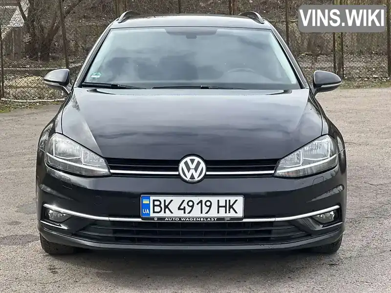 Універсал Volkswagen Golf 2017 1.6 л. Автомат обл. Рівненська, Рівне - Фото 1/20