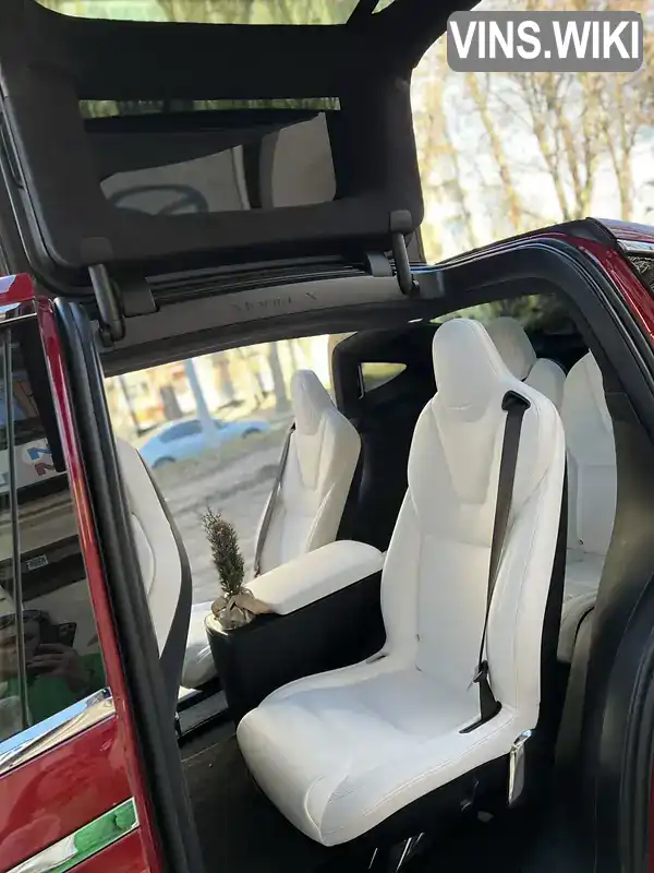 Позашляховик / Кросовер Tesla Model X 2017 null_content л. Автомат обл. Дніпропетровська, Дніпро (Дніпропетровськ) - Фото 1/12