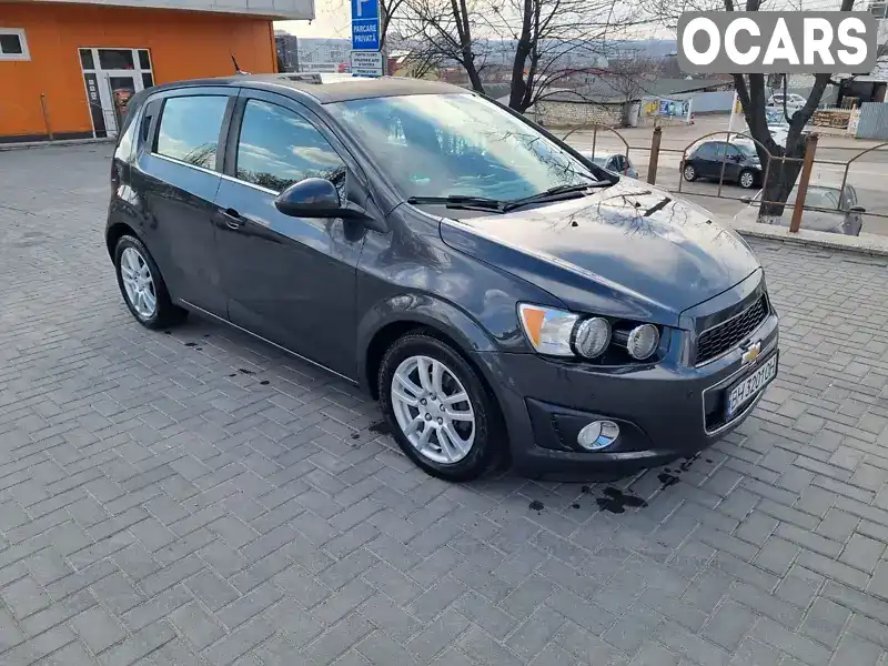 1G1JC6SB1E4181762 Chevrolet Sonic 2014 Хэтчбек 1.36 л. Фото 5