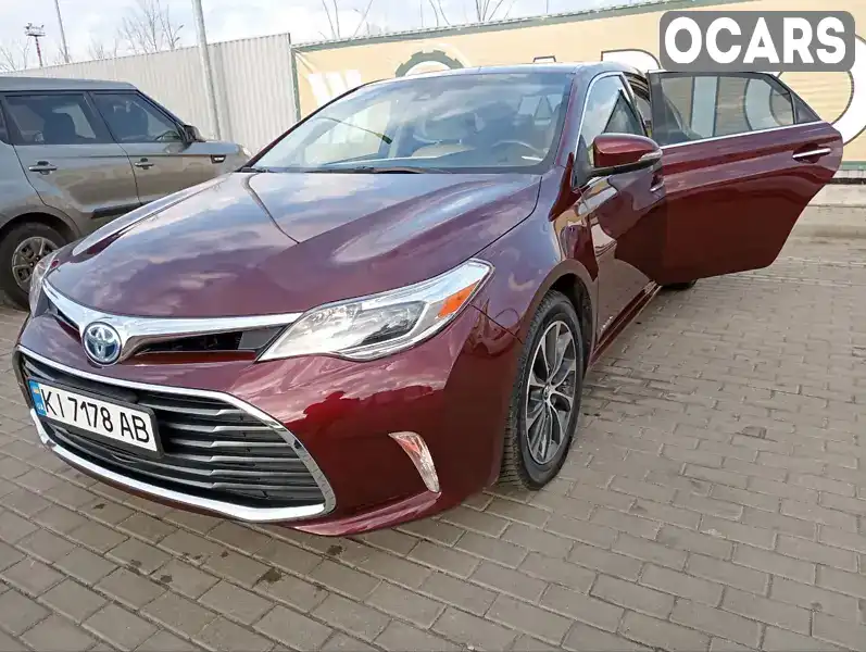 Седан Toyota Avalon 2017 2.5 л. Варіатор обл. Київська, Київ - Фото 1/15