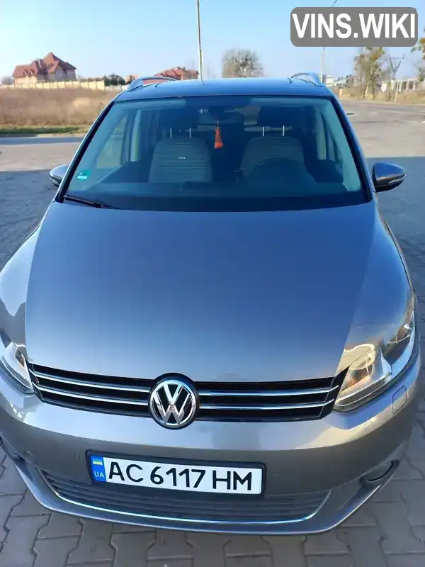 Мінівен Volkswagen Touran 2010 1.6 л. Ручна / Механіка обл. Волинська, Луцьк - Фото 1/21