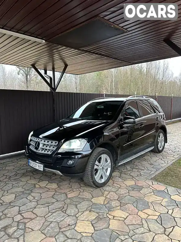 Позашляховик / Кросовер Mercedes-Benz M-Class 2010 3 л. Автомат обл. Рівненська, Рівне - Фото 1/16