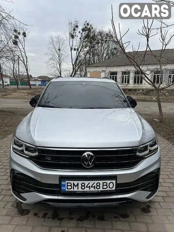 Позашляховик / Кросовер Volkswagen Tiguan 2022 2 л. Робот обл. Сумська, Охтирка - Фото 1/16