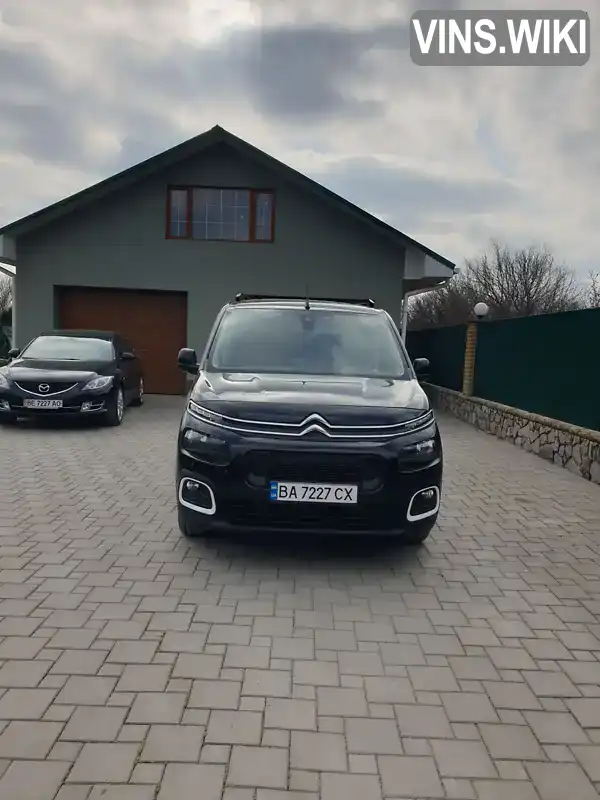 Минивэн Citroen Berlingo 2019 1.5 л. Ручная / Механика обл. Николаевская, Кривоеозеро - Фото 1/21