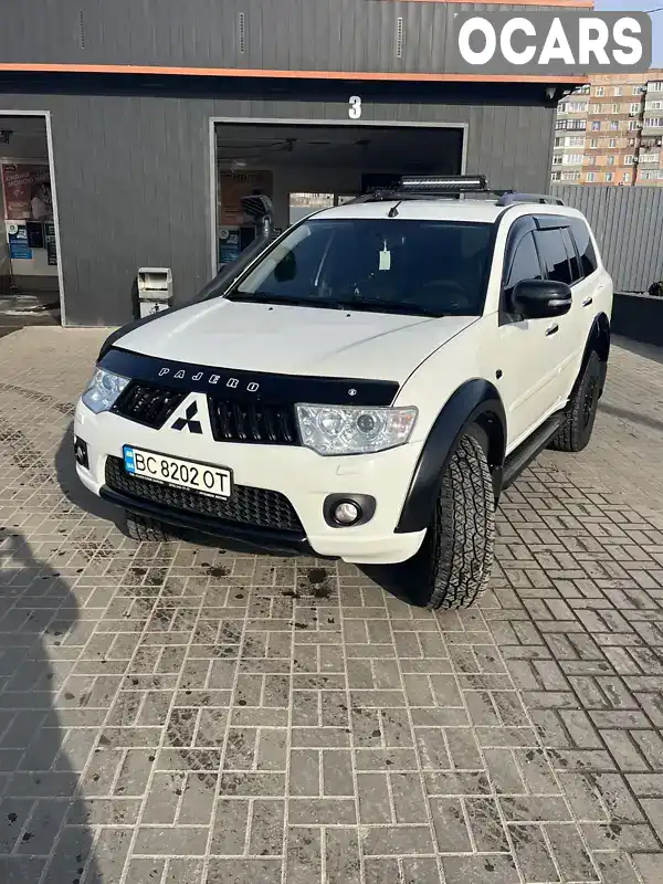 Внедорожник / Кроссовер Mitsubishi Pajero Sport 2013 2.48 л. обл. Харьковская, Харьков - Фото 1/21