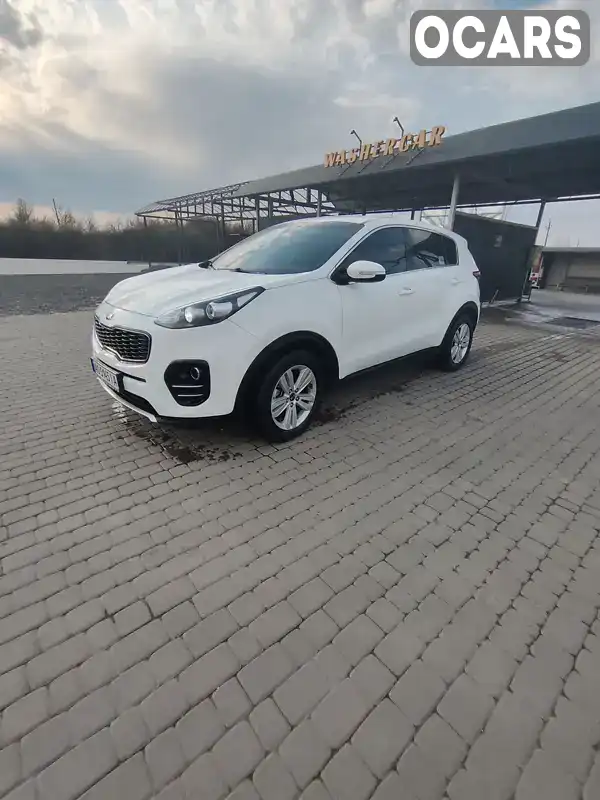 Позашляховик / Кросовер Kia Sportage 2017 2 л. Автомат обл. Закарпатська, Виноградів - Фото 1/12