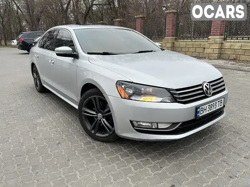 Седан Volkswagen Passat 2014 1.8 л. Автомат обл. Одеська, Одеса - Фото 1/21