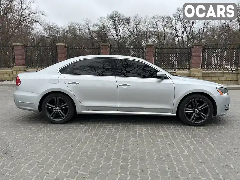 1VWBT7A33FC023665 Volkswagen Passat 2014 Седан 1.8 л. Фото 2