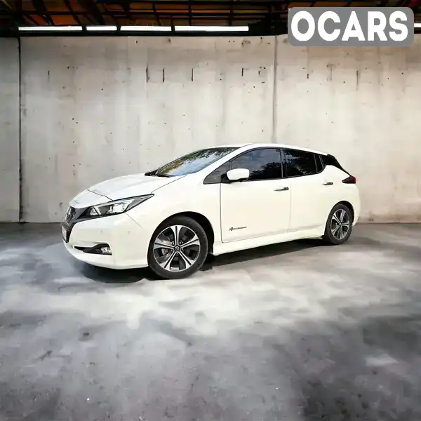 Хетчбек Nissan Leaf 2018 null_content л. Автомат обл. Київська, Київ - Фото 1/19