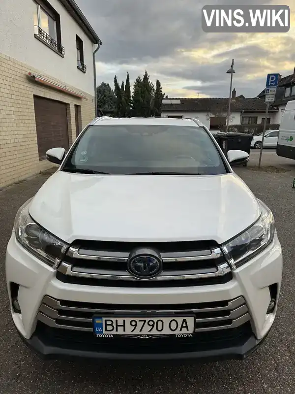 Внедорожник / Кроссовер Toyota Highlander 2019 3.46 л. Автомат обл. Одесская, Одесса - Фото 1/14