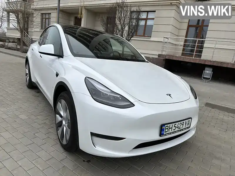 Внедорожник / Кроссовер Tesla Model Y 2023 null_content л. Автомат обл. Одесская, Одесса - Фото 1/21