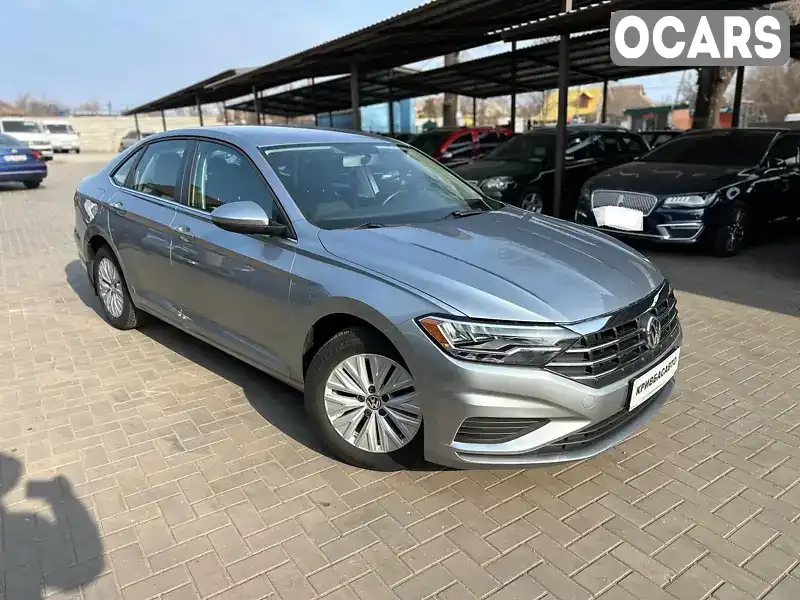 Седан Volkswagen Jetta 2019 1.4 л. Автомат обл. Днепропетровская, Кривой Рог - Фото 1/17