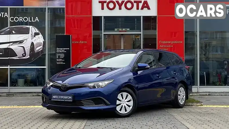 Универсал Toyota Auris 2016 1.6 л. Автомат обл. Ивано-Франковская, Ивано-Франковск - Фото 1/21