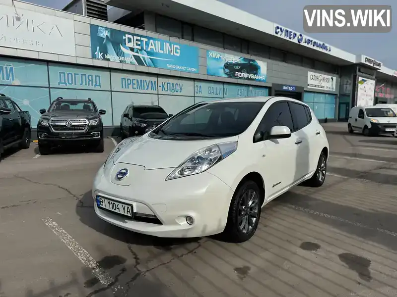 Хэтчбек Nissan Leaf 2015 null_content л. Вариатор обл. Полтавская, Полтава - Фото 1/21