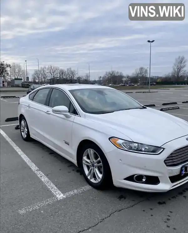 3FA6P0SU4GR140932 Ford Fusion 2016 Седан 2 л. Фото 1