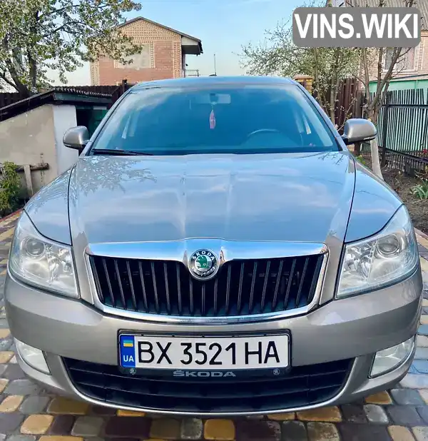 Ліфтбек Skoda Octavia 2011 1.6 л. Ручна / Механіка обл. Хмельницька, Красилів - Фото 1/15