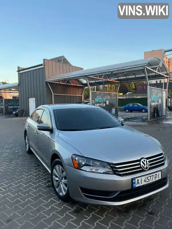 Седан Volkswagen Passat 2013 2.48 л. Автомат обл. Київська, Фастів - Фото 1/21