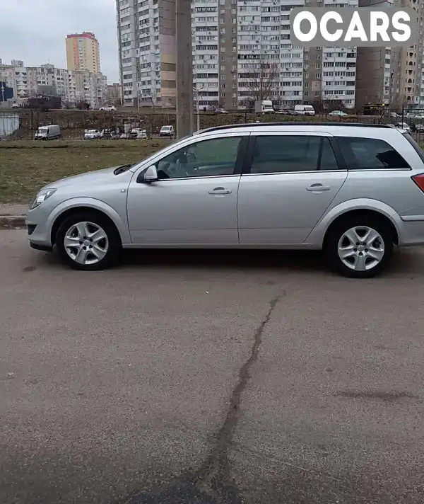 W0L0AHL35B2037051 Opel Astra 2010 Універсал  Фото 2