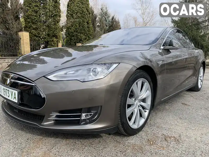 5YJSA1S25FF083123 Tesla Model S 2015 Лифтбек  Фото 8