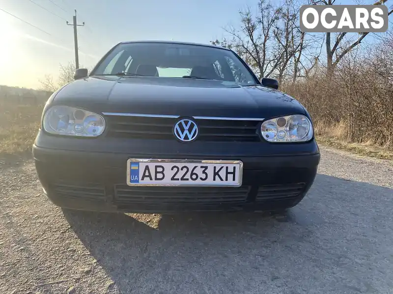 Хетчбек Volkswagen Golf 2002 1.6 л. Ручна / Механіка обл. Вінницька, Гайсин - Фото 1/15