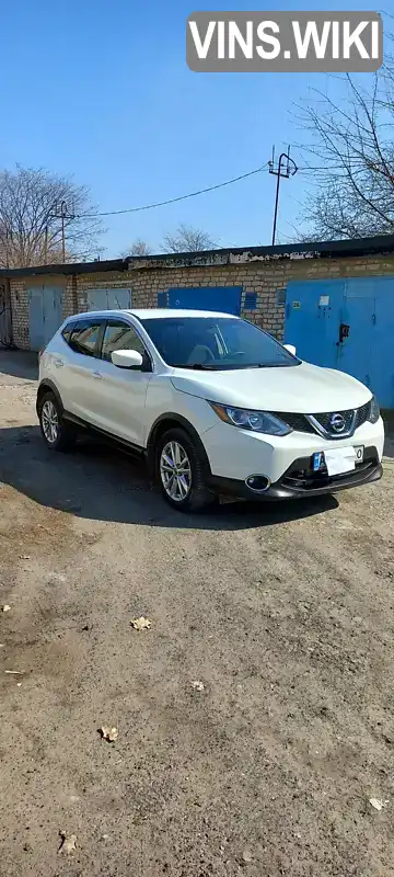 Внедорожник / Кроссовер Nissan Rogue Sport 2017 2 л. Типтроник обл. Днепропетровская, Кривой Рог - Фото 1/13