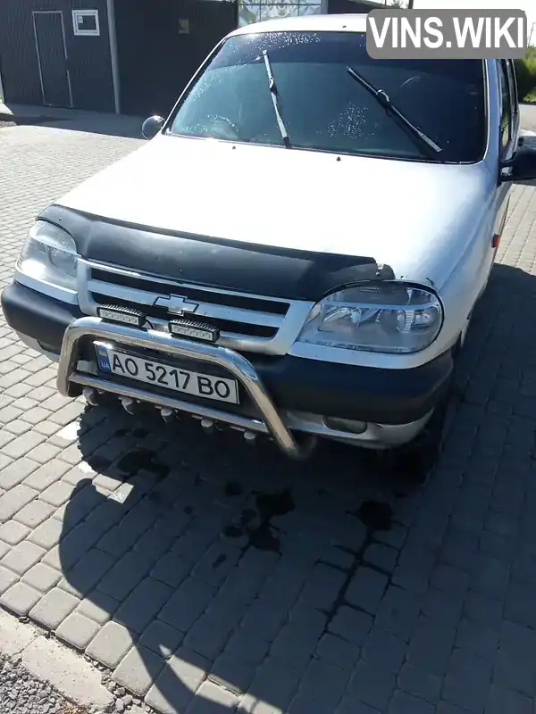 Внедорожник / Кроссовер Chevrolet Niva 2006 1.7 л. Ручная / Механика обл. Закарпатская, Ужгород - Фото 1/7