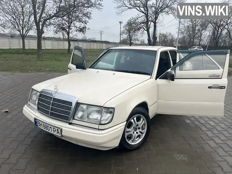 Седан Mercedes-Benz E-Class 1989 3 л. Ручная / Механика обл. Одесская, Измаил - Фото 1/20