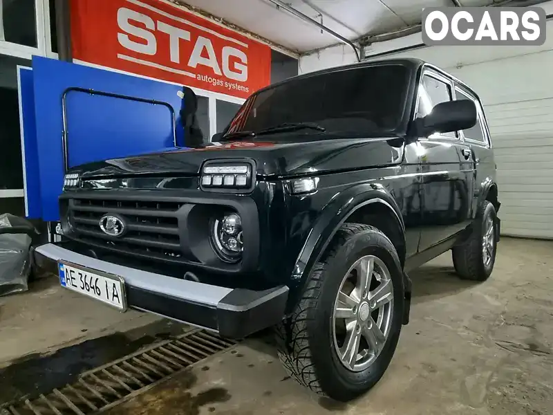 Позашляховик / Кросовер ВАЗ / Lada 21214 / 4x4 2016 null_content л. Ручна / Механіка обл. Дніпропетровська, Дніпро (Дніпропетровськ) - Фото 1/8