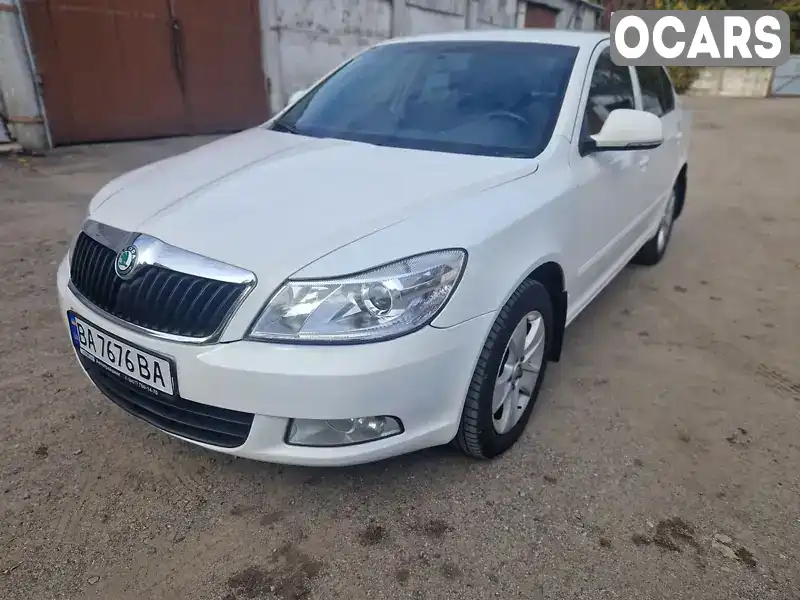 Ліфтбек Skoda Octavia 2011 1.97 л. Автомат обл. Кіровоградська, Знам'янка - Фото 1/9