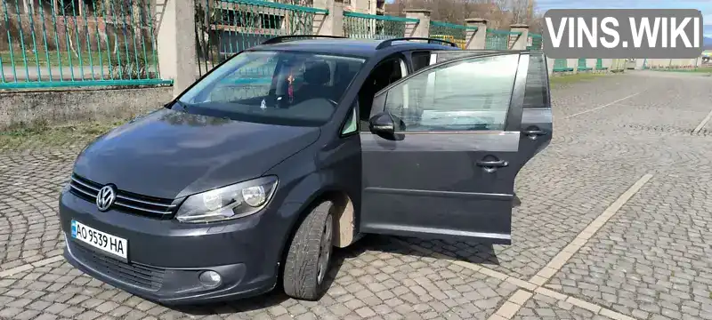 Мінівен Volkswagen Touran 2014 1.6 л. Ручна / Механіка обл. Закарпатська, Мукачево - Фото 1/21